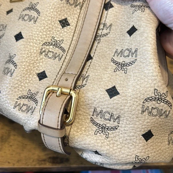 MCM Beige Alma handbag - Picture 4 of 7